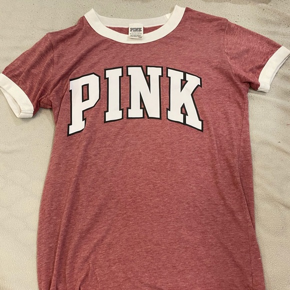 Tops - Picture 8 of 16